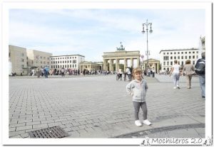 Lee más sobre el artículo Puerta Brandenburgo, Check Point Charlie, Gendarmenmarkt, Isla de los Museos