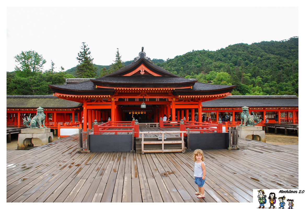 templo sobre agua miyajima