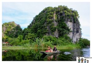 Lee más sobre el artículo Tam Coc, montañas cársticas en la provincia de Ninh Binh, Vietnam