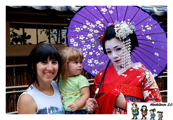 Gala impresionada por una Geisha en Kioto