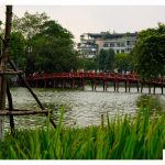 hanoi puente lago