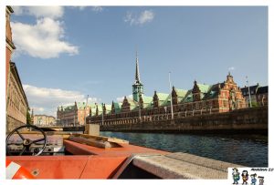 Lee más sobre el artículo Recorriendo en barco los canales de Copenhague