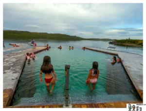 Lee más sobre el artículo Baños y aguas termales de Islandia, placer imprescindible