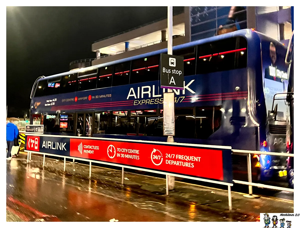 Parada Airlink 100 en el aeropuerto de Edimburgo