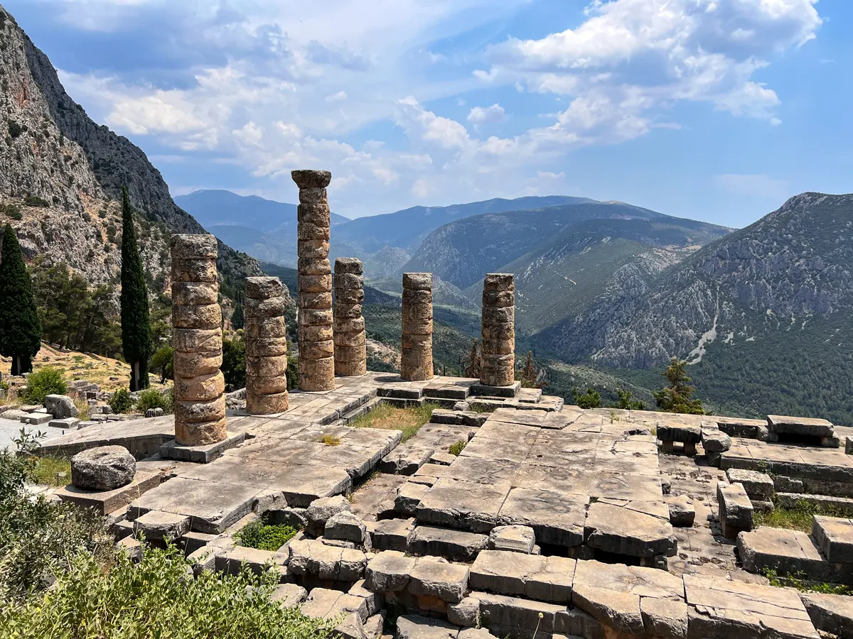 Delfos en un road trip por Grecia