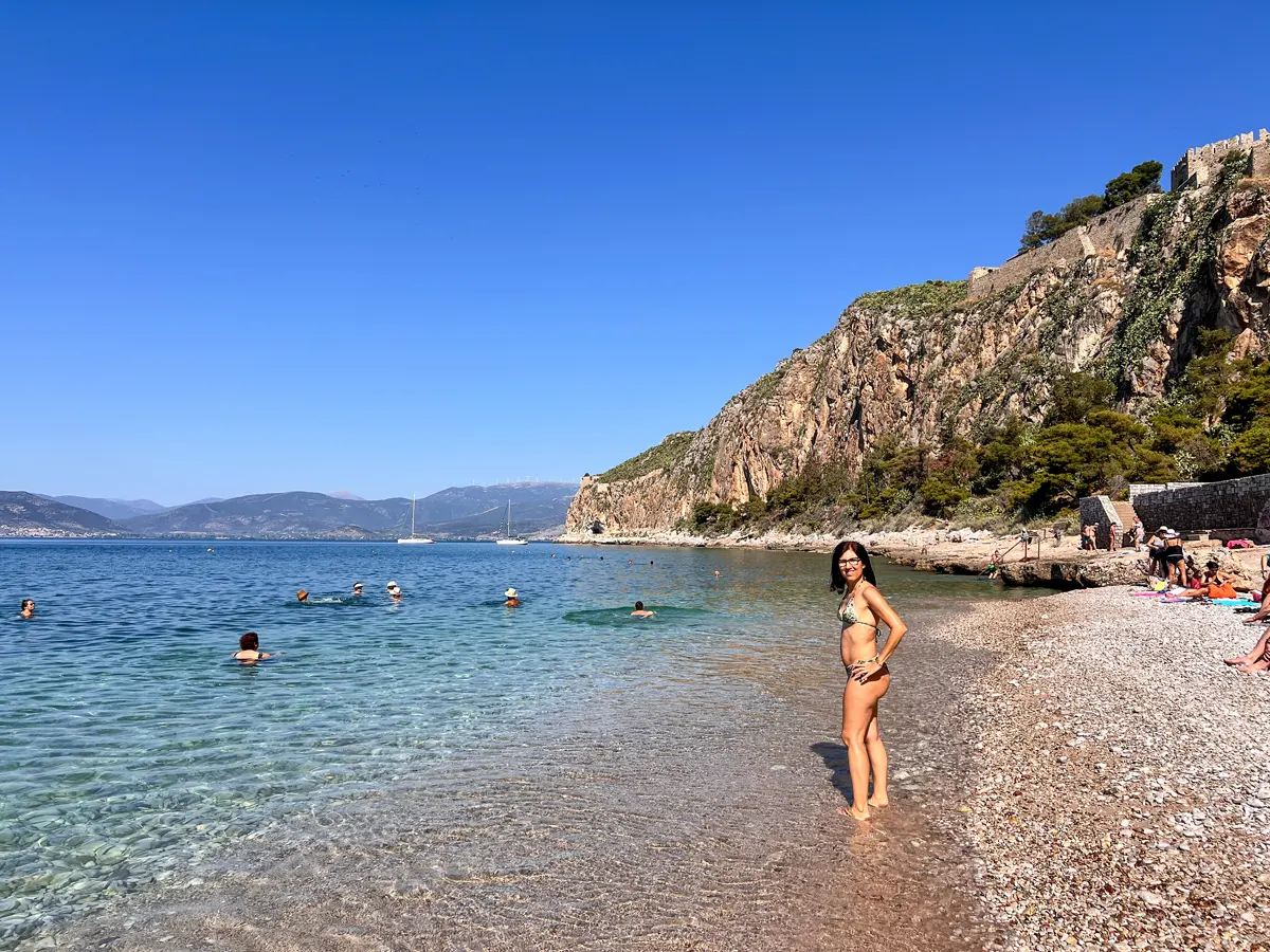 Preciosa playa en Nauplia, Peloponeso