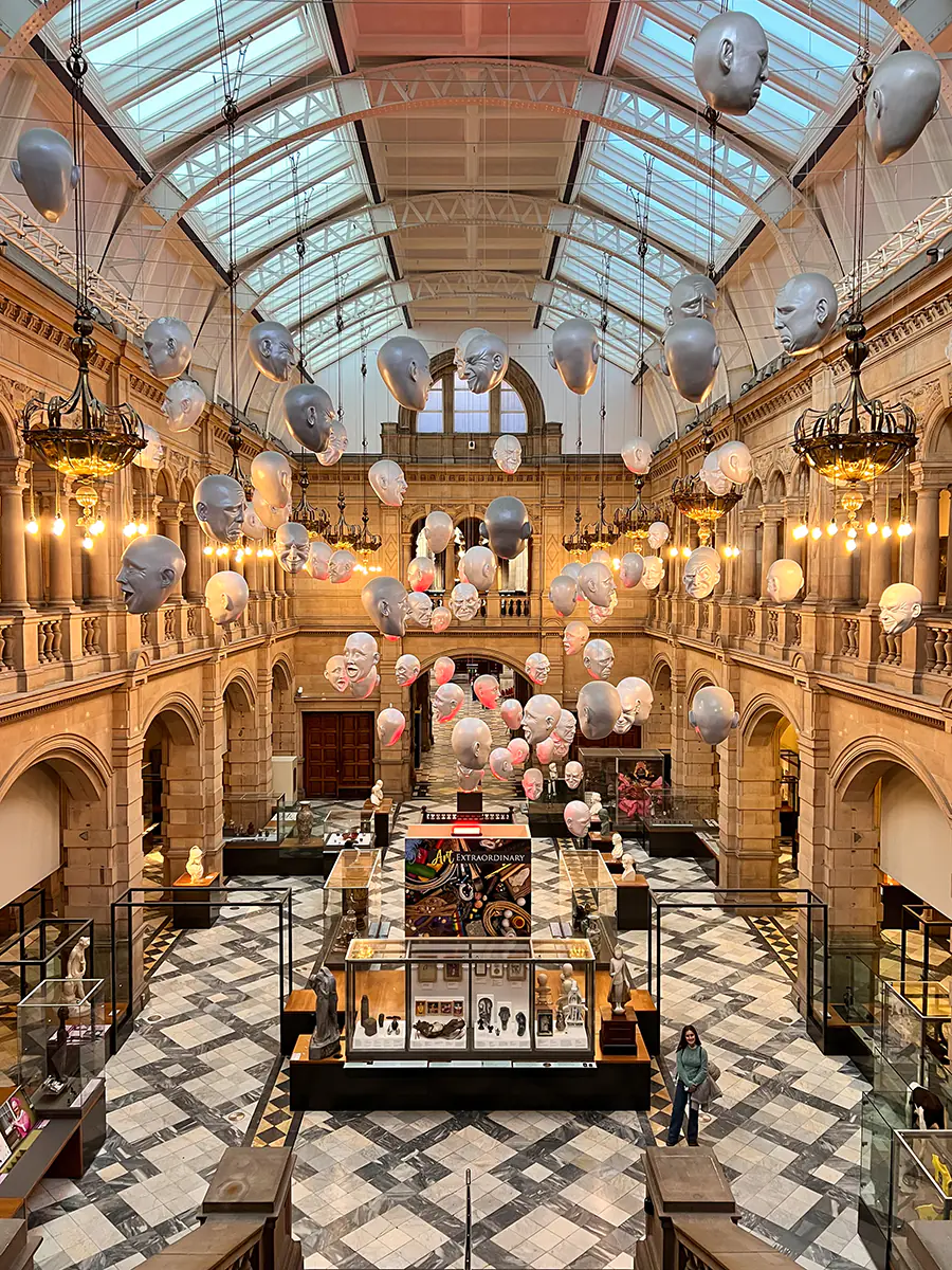 Cabezas colgantes del museo Kelvingrove